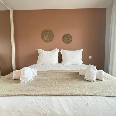 Apartment Le Mont-veyrier, Parking Et Vue Annecy