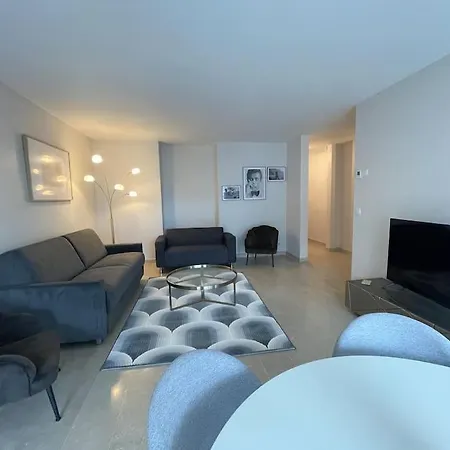 Apartment Le Mont-veyrier, Parking Et Vue Annecy